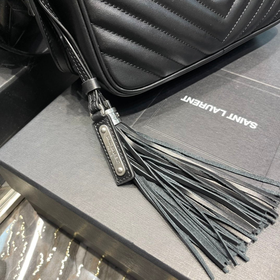 GLAMI Lou Camera Bag Black With Silver Toned Hardware For Women 9in/23cm YSL 612544DV7041000
