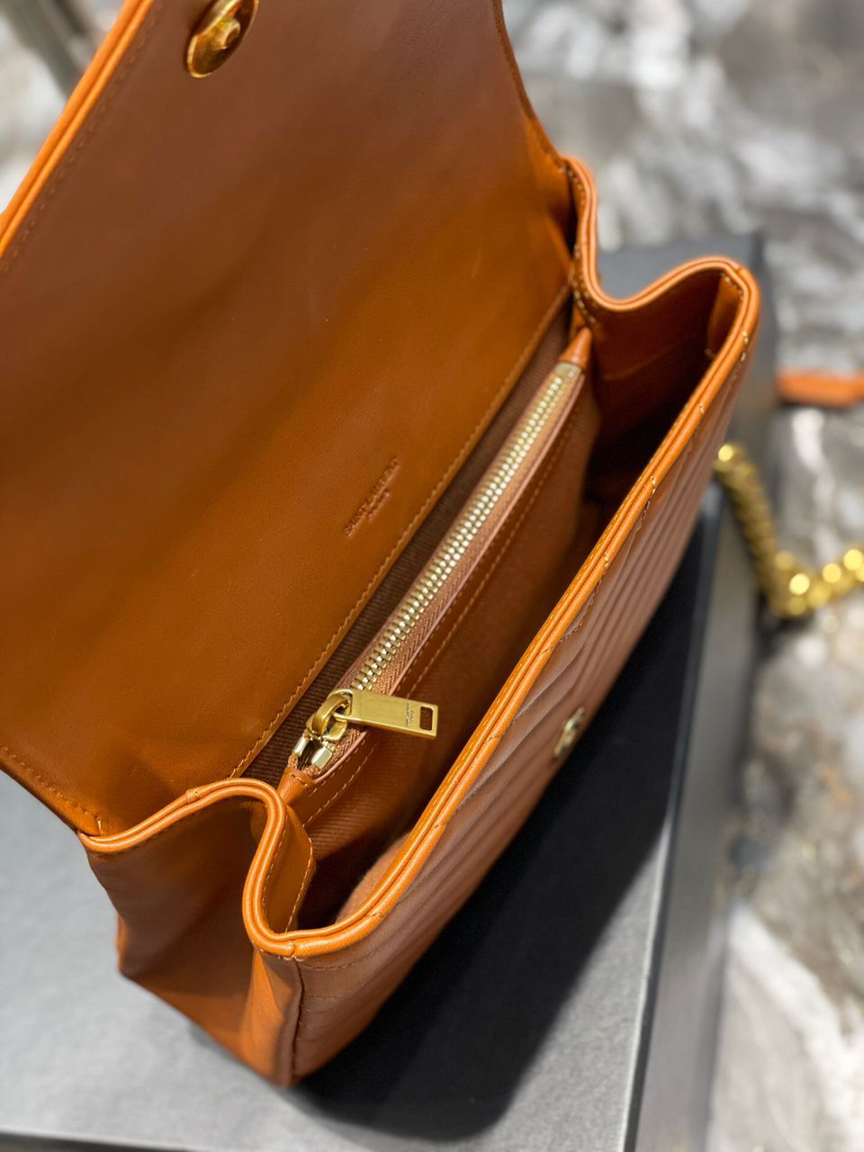 GLAMI College MeGLAMIum Chain Bag Brown Gold Toned Hardware For Women 9.4in/24cm YSL 600279BRM076309