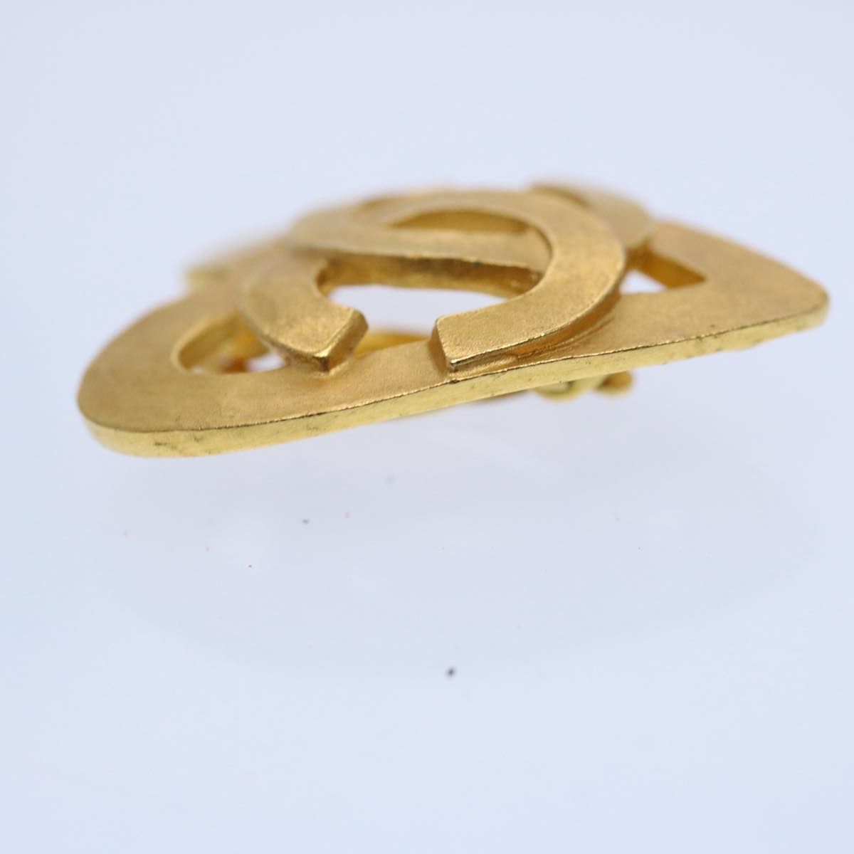 CHANEL heart Earring Gold Tone CC 60077A