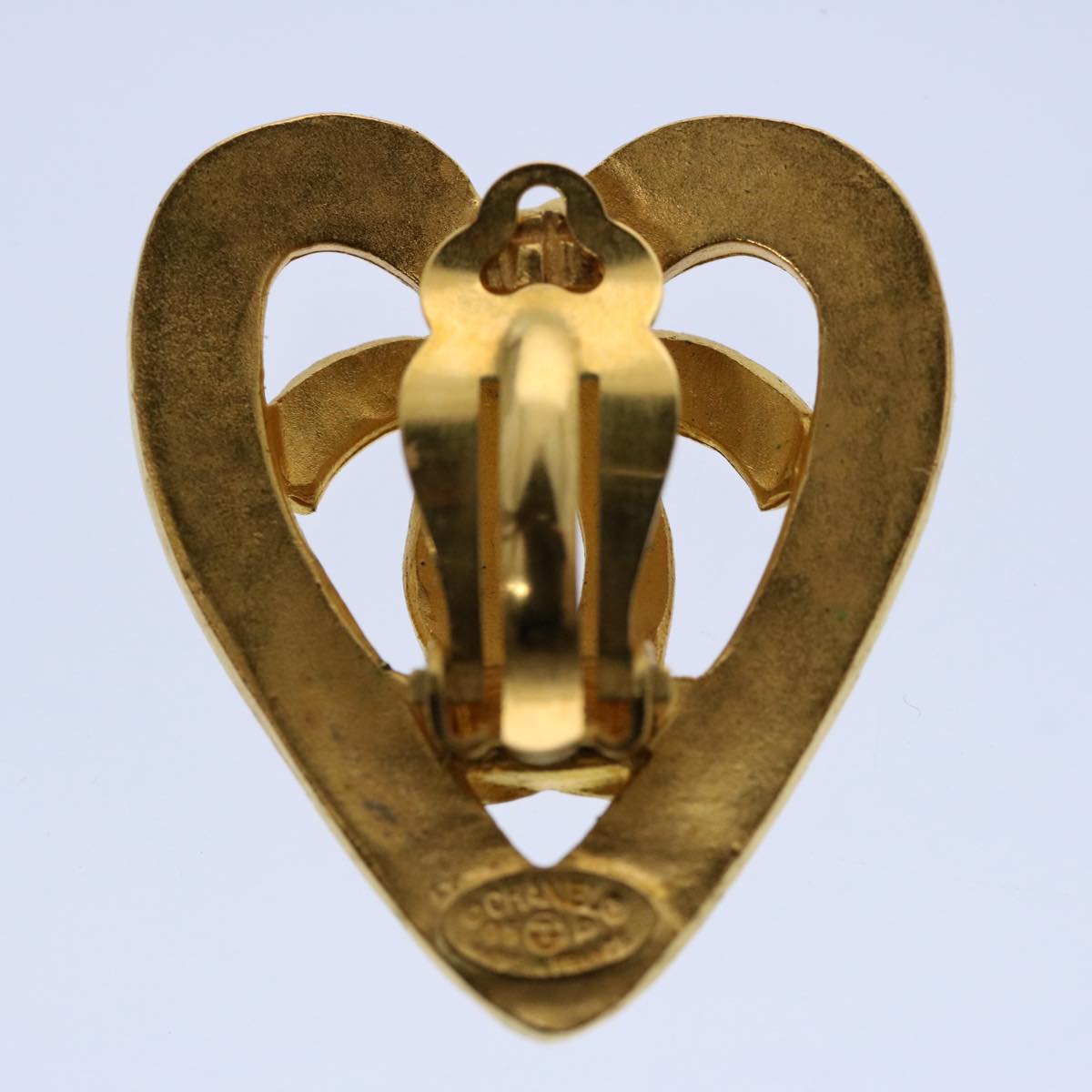 CHANEL heart Earring Gold Tone CC 60077A