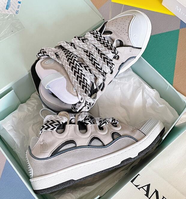 SAMC - LAV Shoes - 030