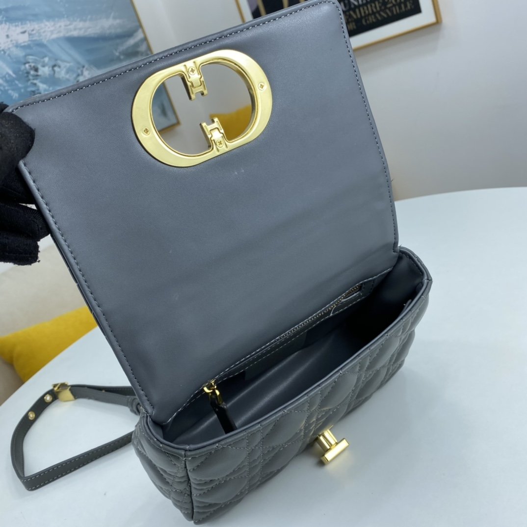 EN - New Arrival Bags DIR 071
