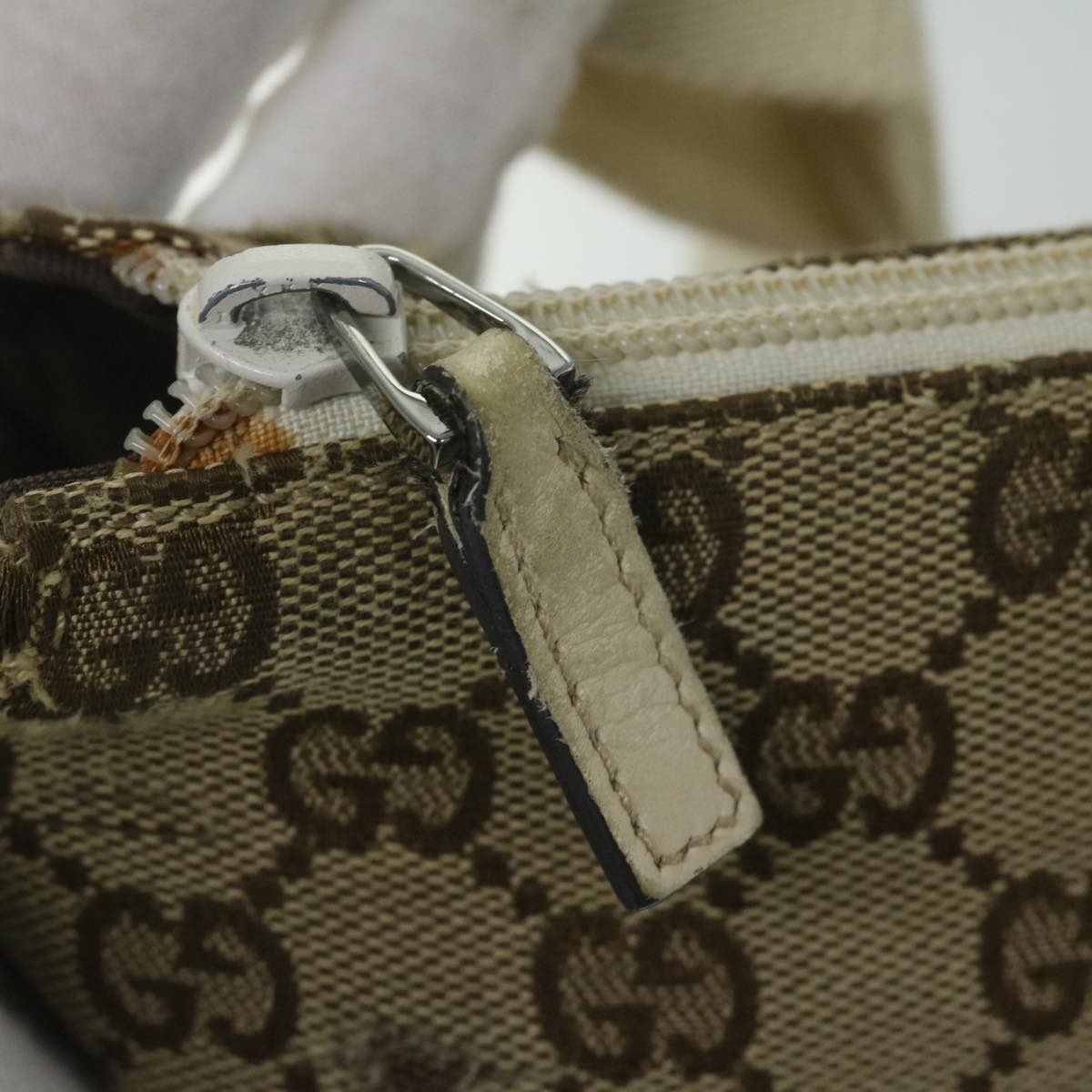 GUCCI GG Canvas Shoulder Bag Beige 145857 61246