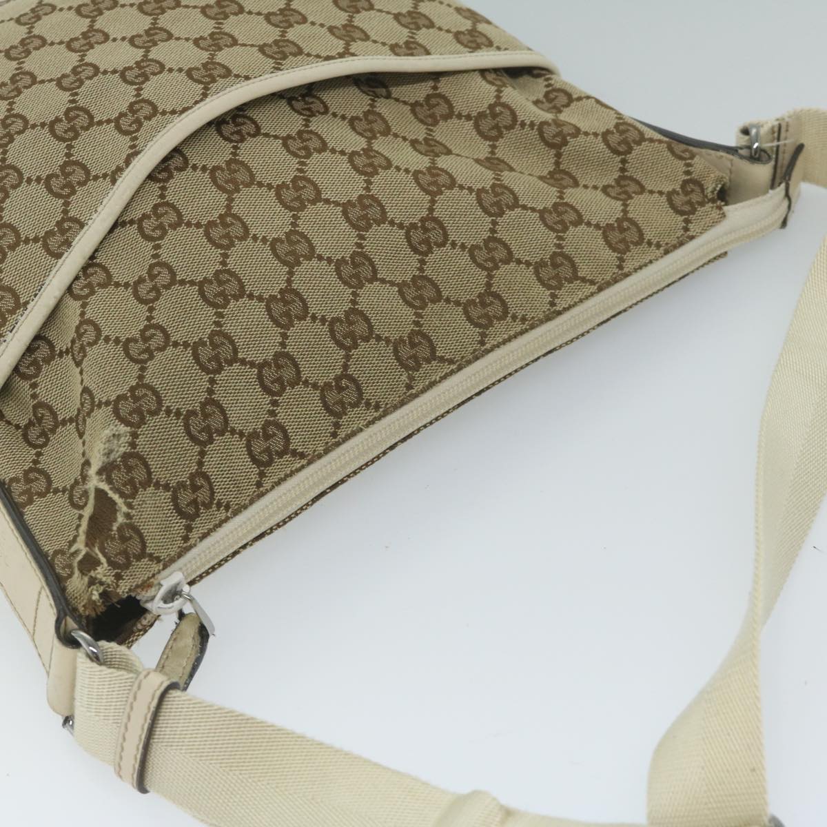 GUCCI GG Canvas Shoulder Bag Beige 145857 61246