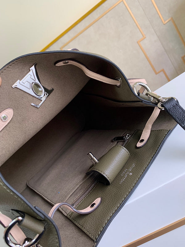 LOV2 Bags - Luxurious Bags  1153