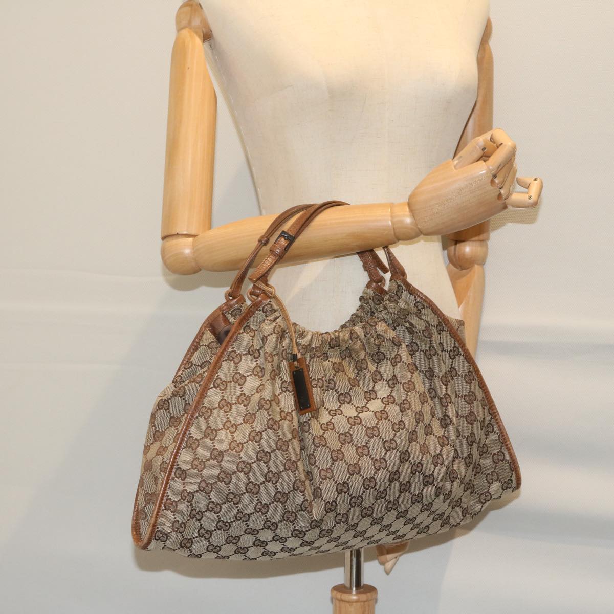 GUCCI GG Canvas Hand Bag Beige 76554 61426