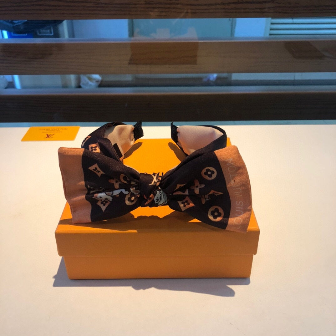 EN - Luxury Hair Band LUV 018