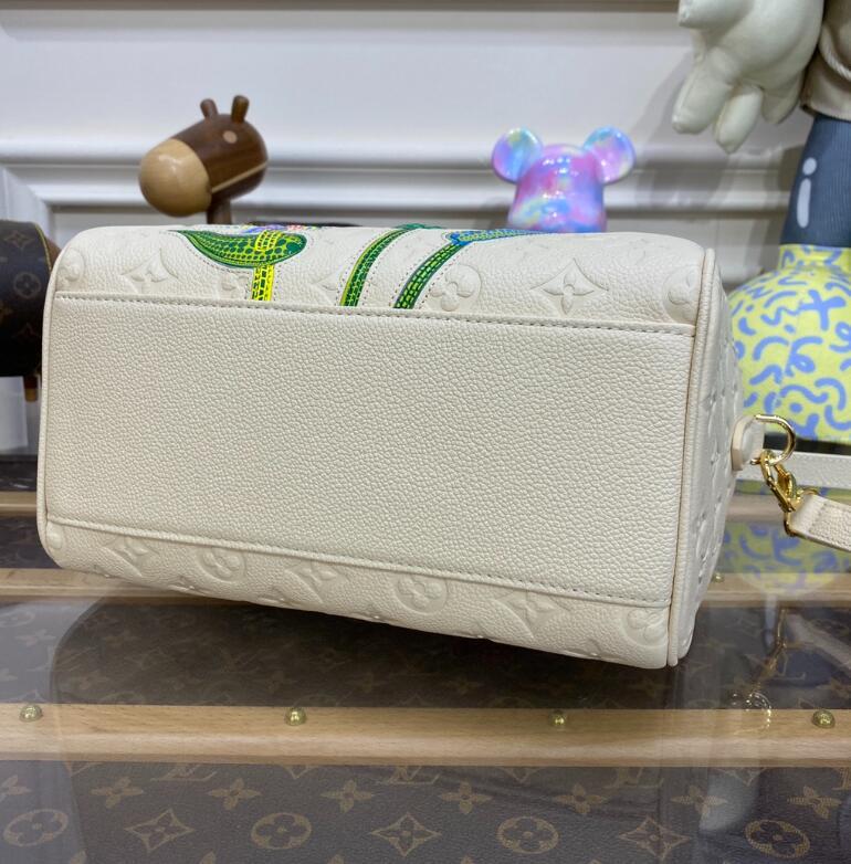 SAMC - LOV Bags - 1221