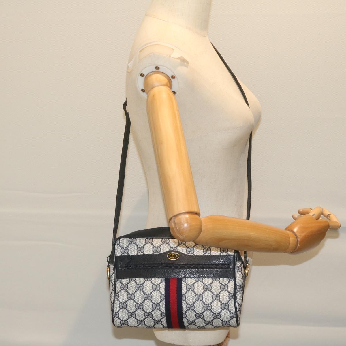 GUCCI GG Supreme Sherry Line Shoulder Bag Red Navy 56 02 004 61931