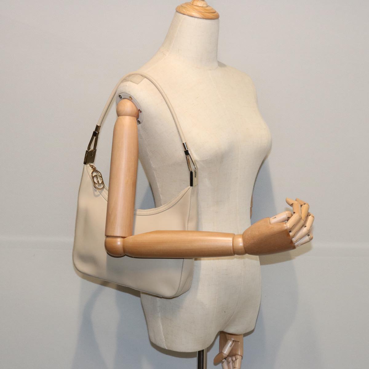 GUCCI Shoulder Bag Leather Outlet Cream 001 3812 61936