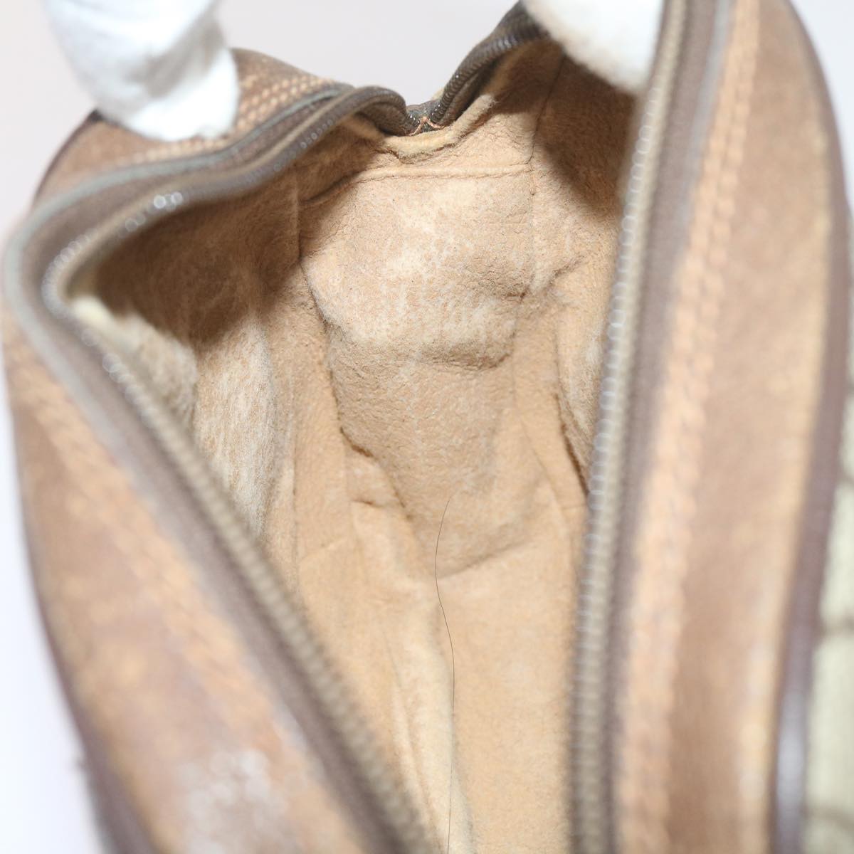 GUCCI GG Supreme Web Sherry Line Shoulder Bag Beige Red 89 02 066 61995