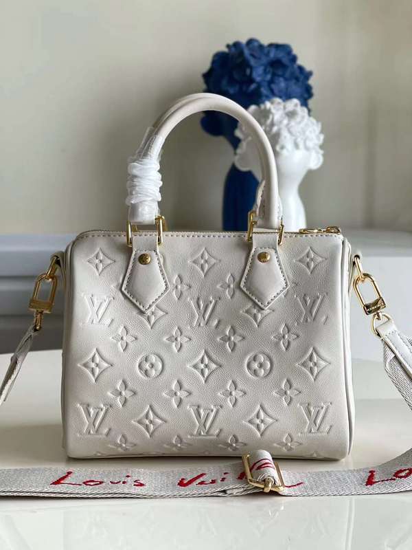 LOV2 Bags - Luxurious Bags  1126