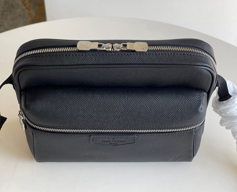 LOV2 Bags - Luxurious Bags  1243