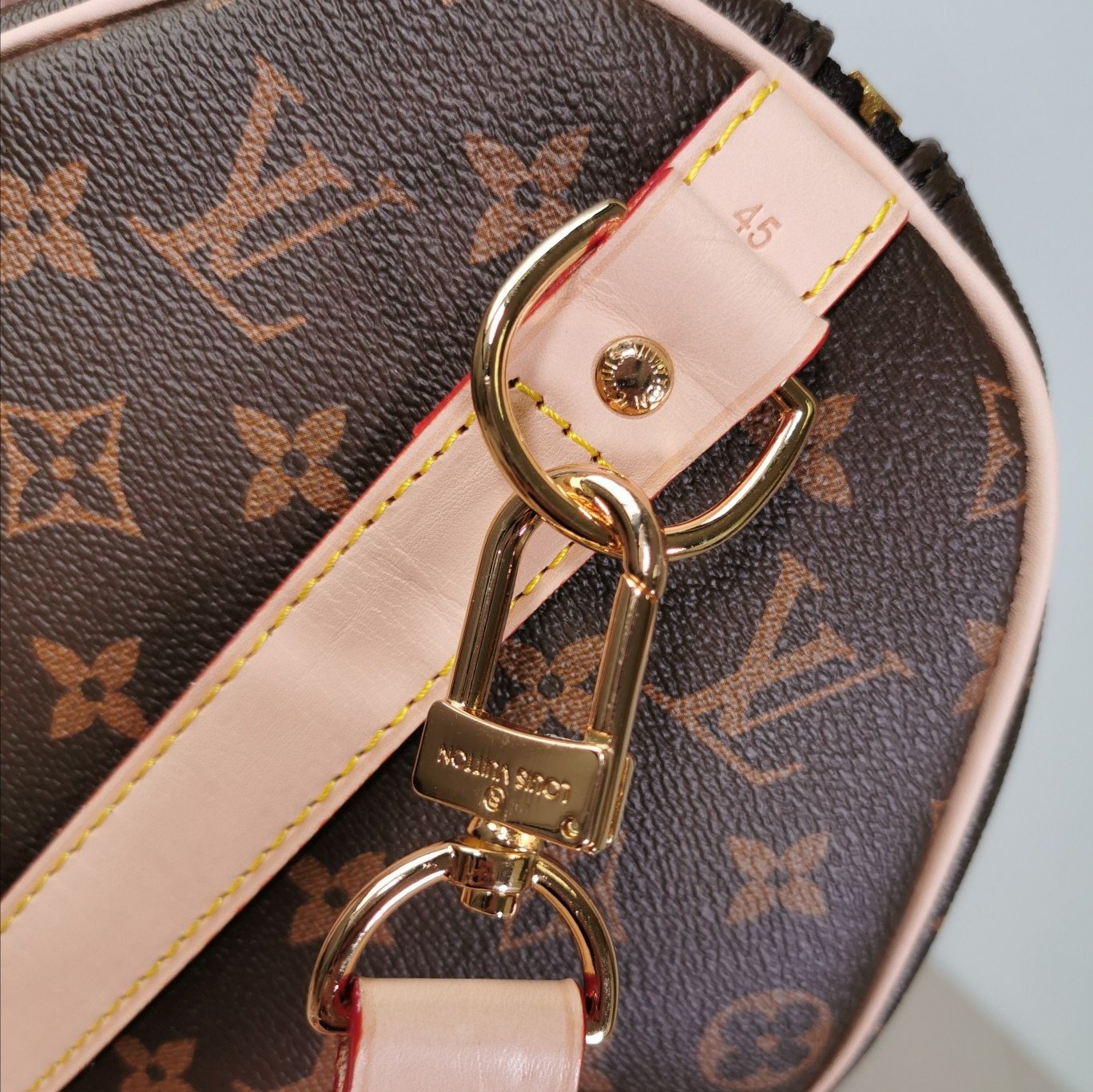 EN - New Arrival Bags LUV 259