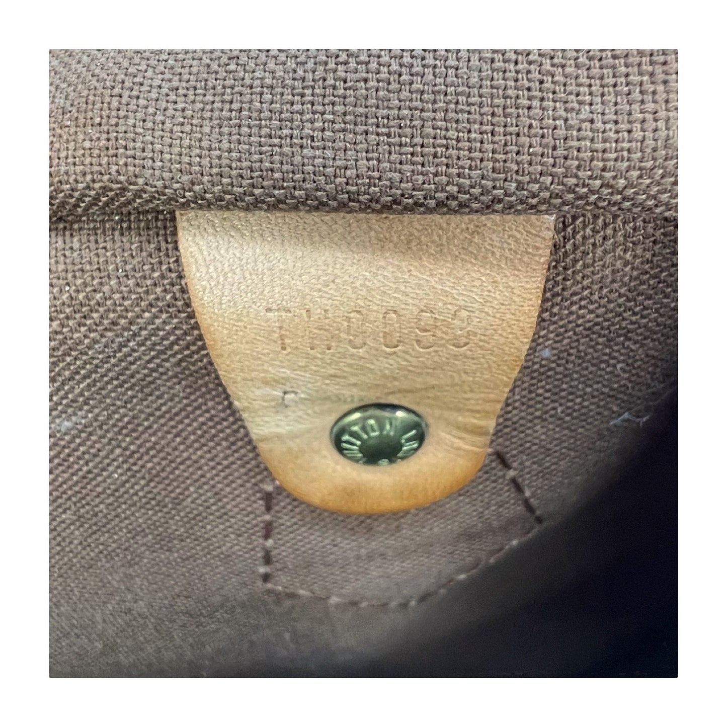 Louis Vuitton Monogram Speedy 30