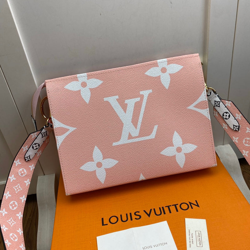 LOV2 Bags - Luxurious Bags  1846