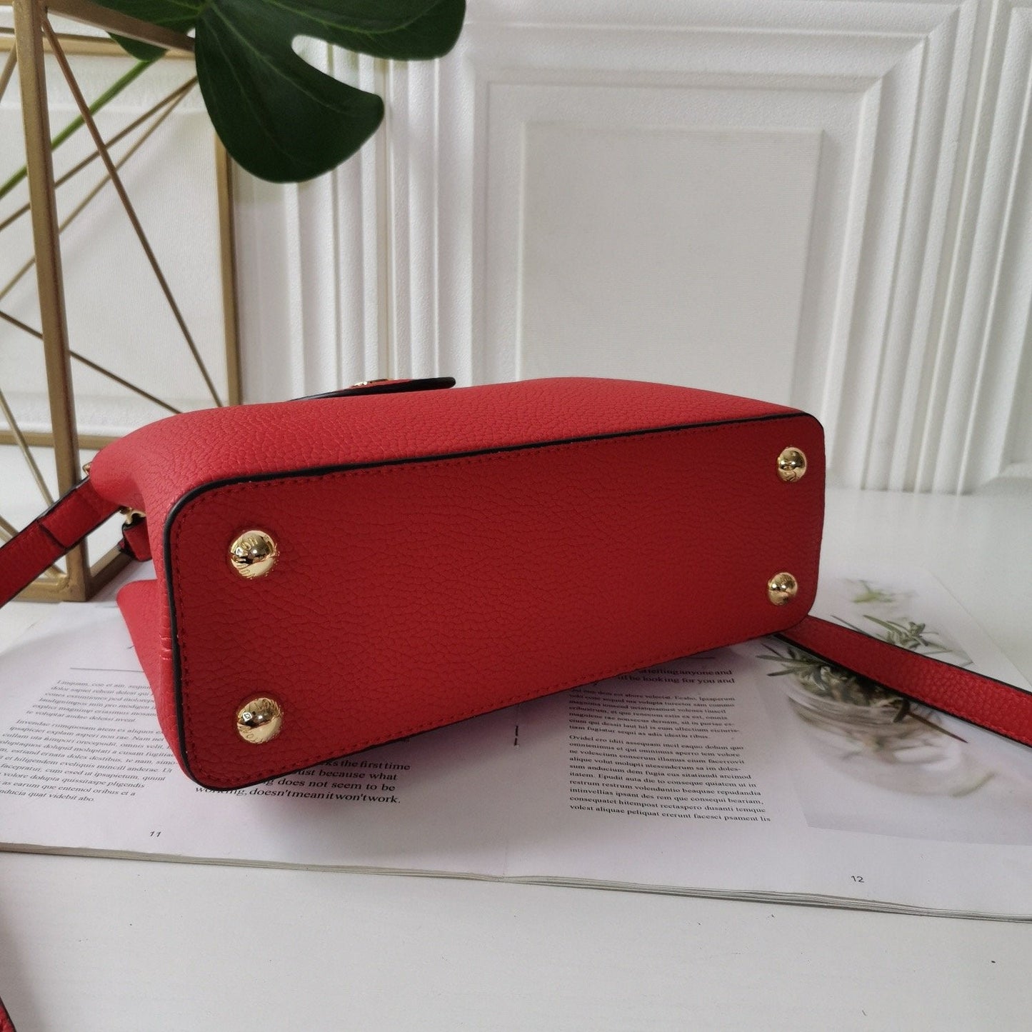 EN - New Arrival Bags LUV 242
