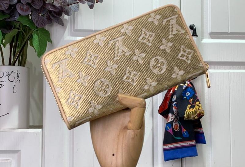 SAMC - LOV Bags - 1133