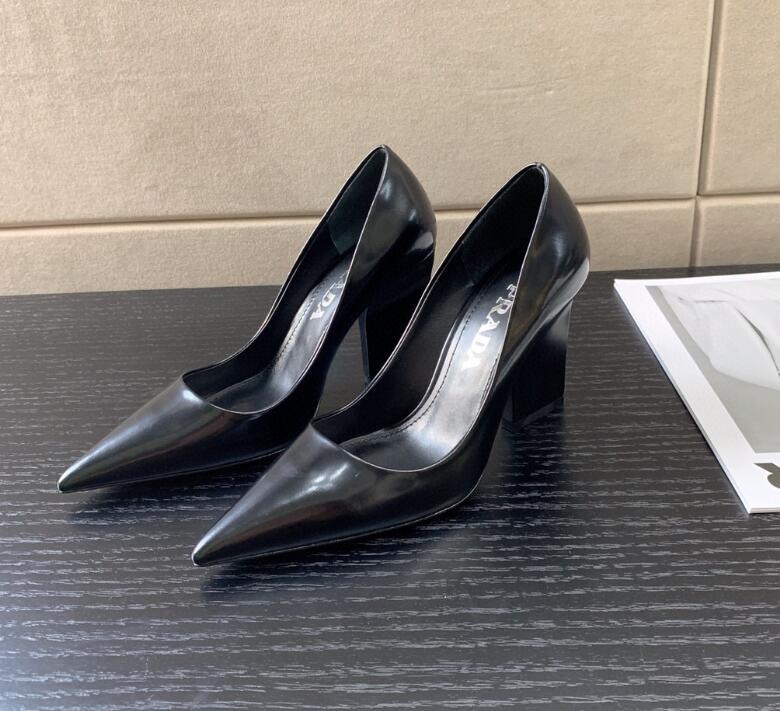 GlamyWomen Shoes - 524