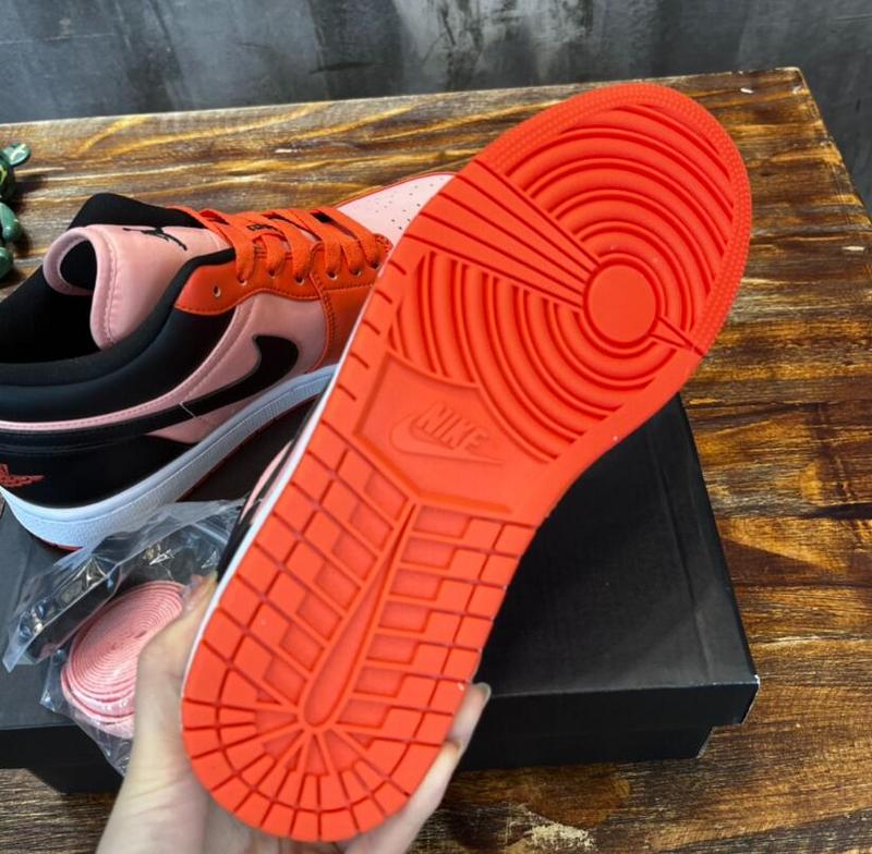 SAMC - NKE Shoes - 904