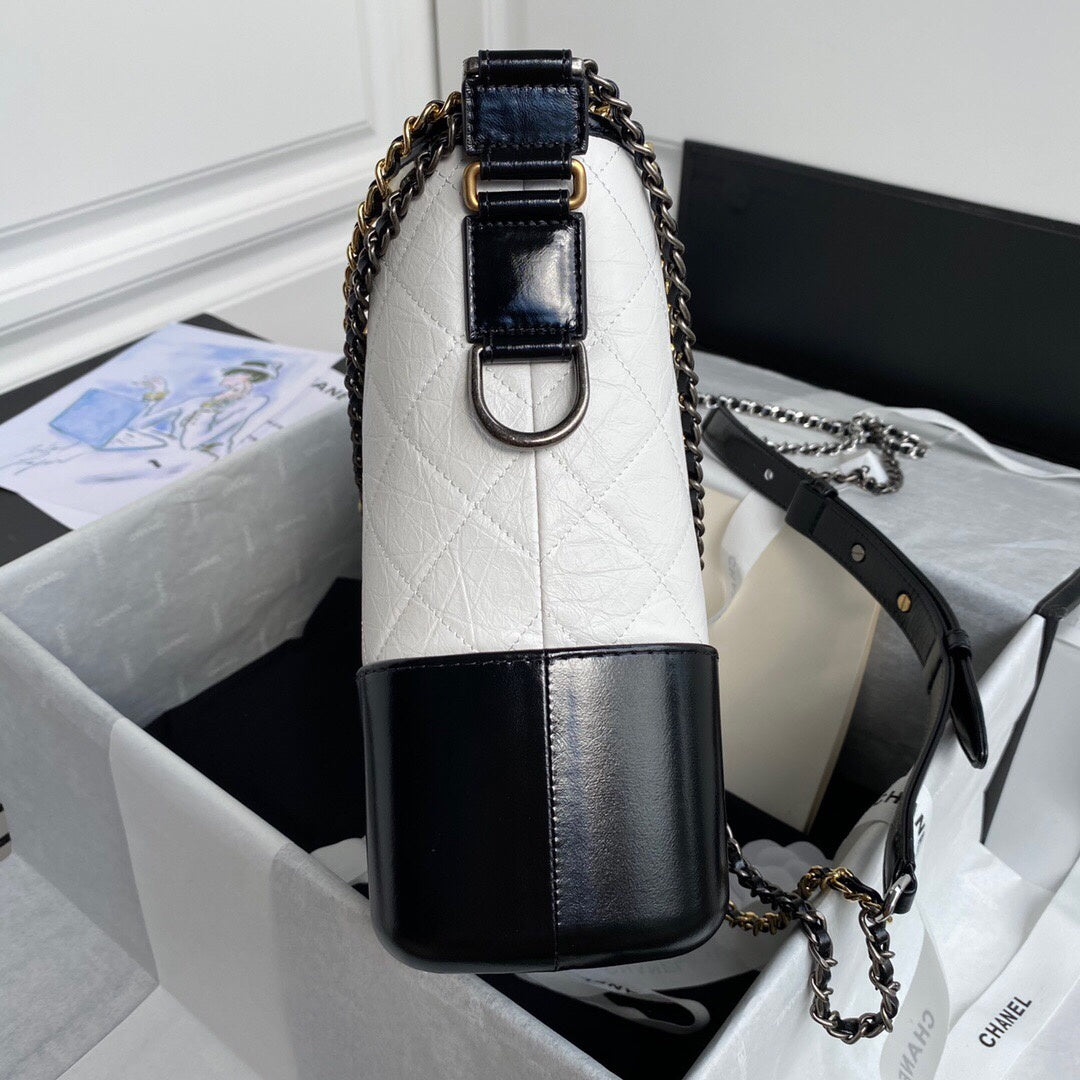 CHLGabrielle Hobo Handbag White/Black For Women Bags, Shoulder And Crossbody Bags 9.8in/25cm A93824 Y61477 C0200