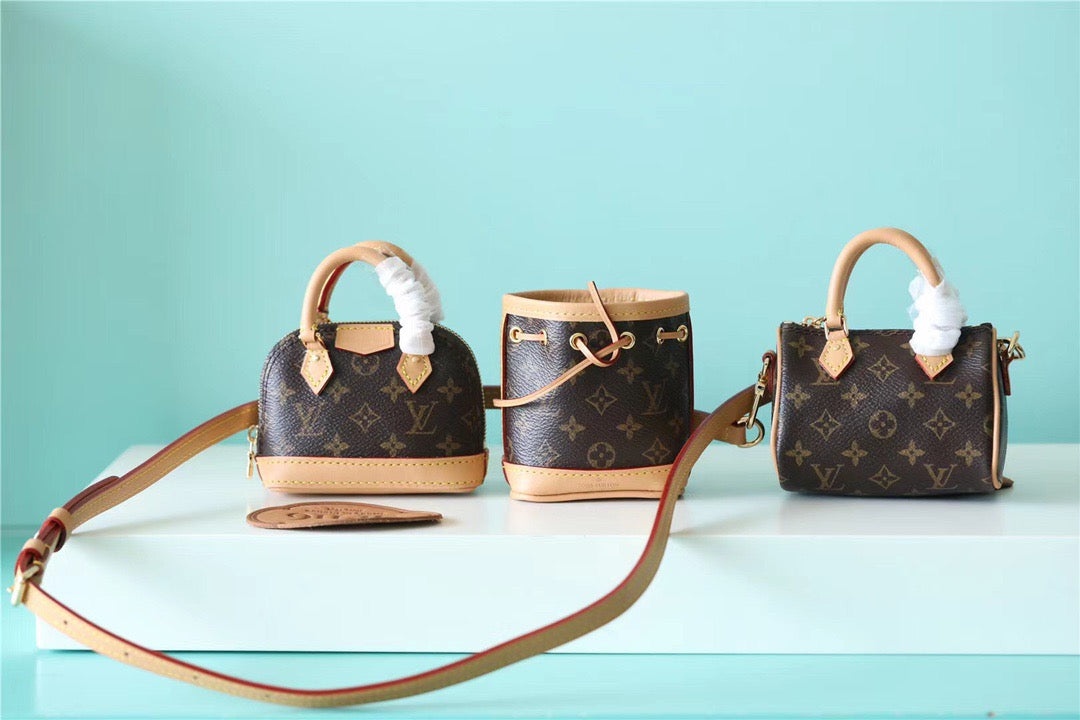 LV Trio Mini Icones Monogram Canvas For Women, WomenÃ¢â‚¬â„¢s Handbags, Shoulder Bags And Crossbody Bags 43.3in/110cm LV M81081