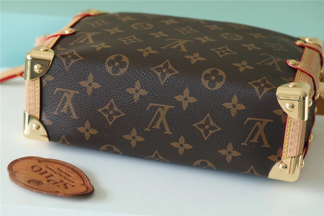 LV Side Trunk PMÃ‚Â Monogram Canvas For Women, WomenÃ¢â‚¬â„¢s Bags, Shoulder And Crossbody Bags 8.3in/21cm LVÃ‚Â 