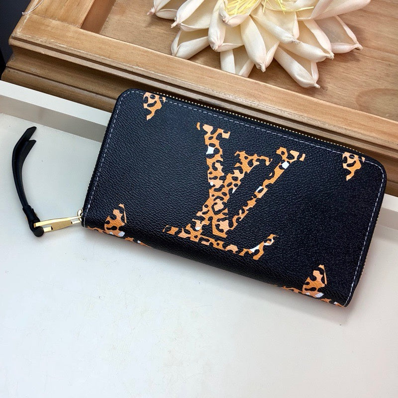 LOV2 Bags - Luxurious Bags  2432