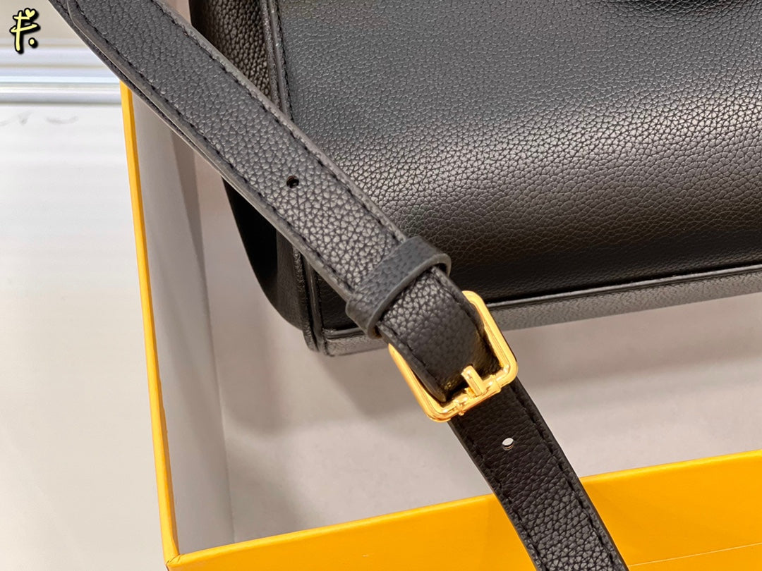 EN - New Arrival Bags FEI 246