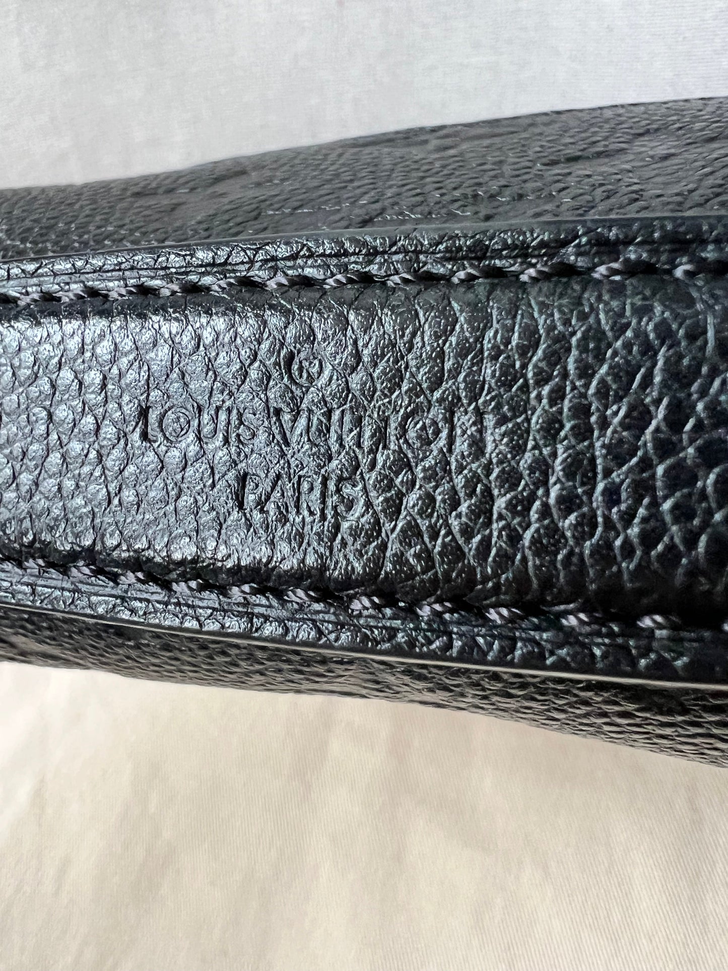 Louis Vuitton Pochette Metis Black Empreinte (RRP £2,110)
