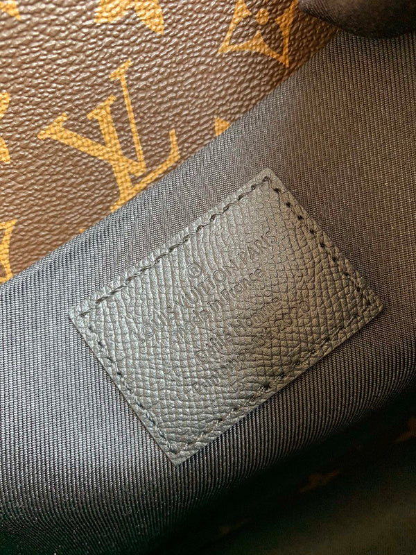 LOV2 Bags - Luxurious Bags  1213