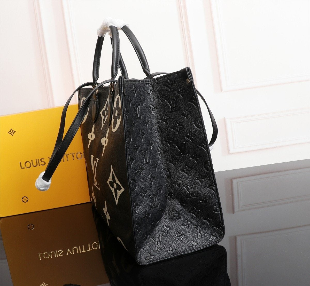 EN - New Arrival Bags LUV 034