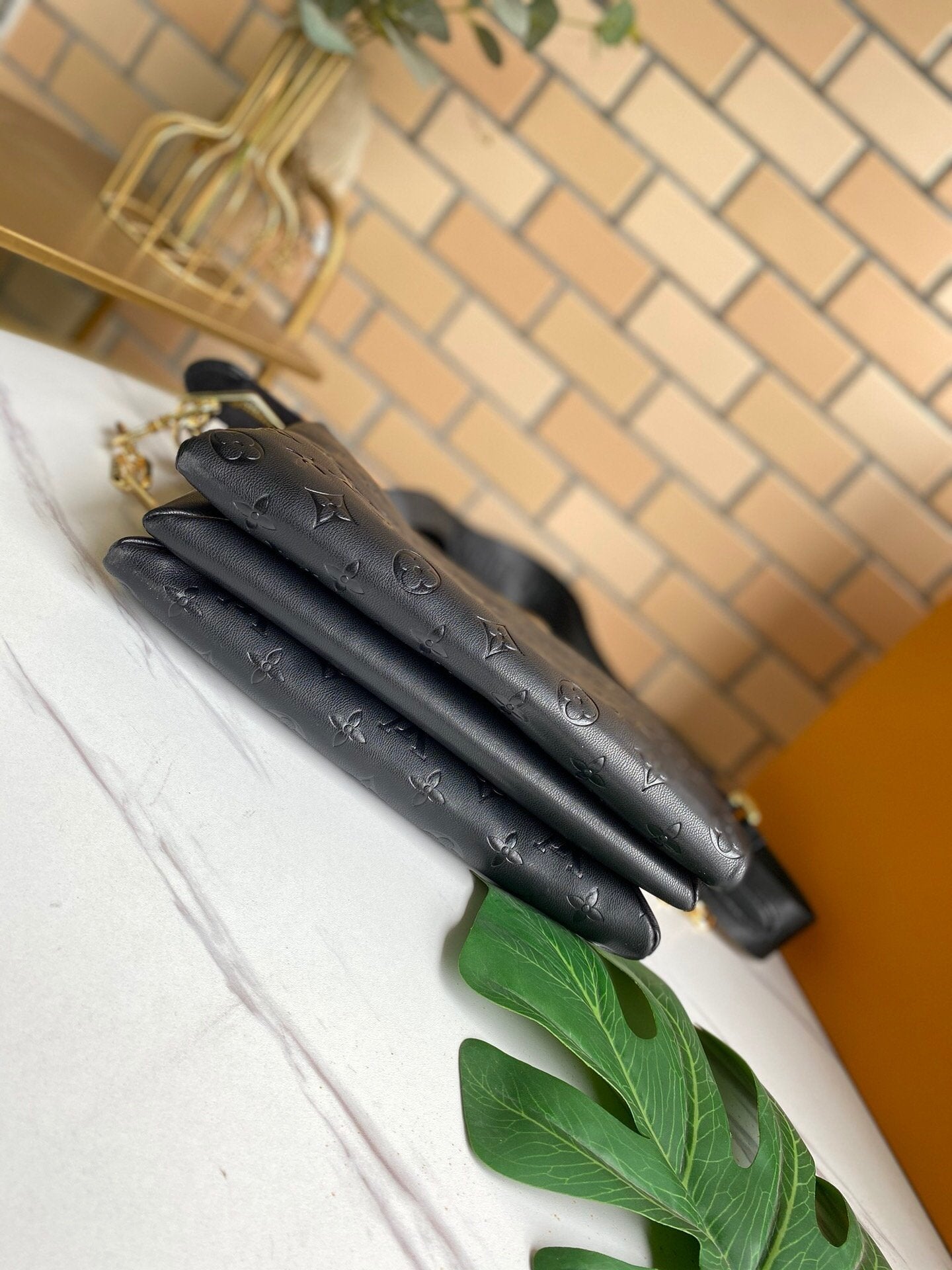 EN - New Arrival Bags LUV 135