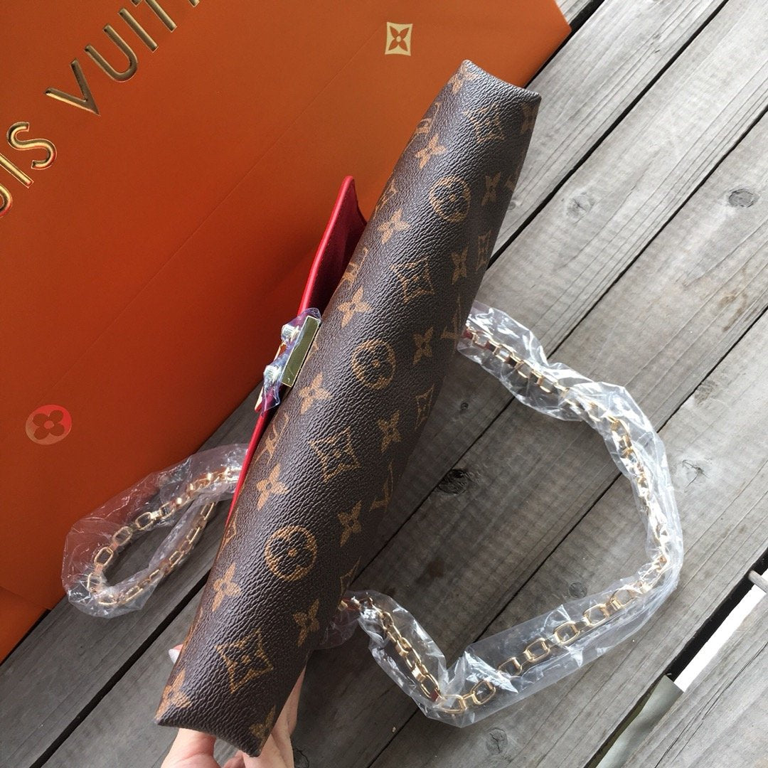 EN - New Arrival Bags LUV 210