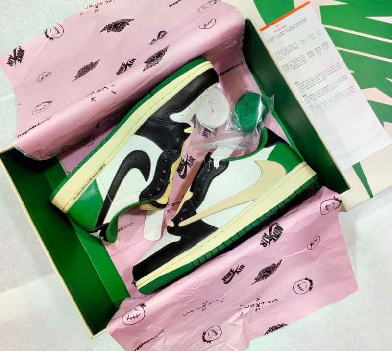 SAMC - NKE Shoes - 1079