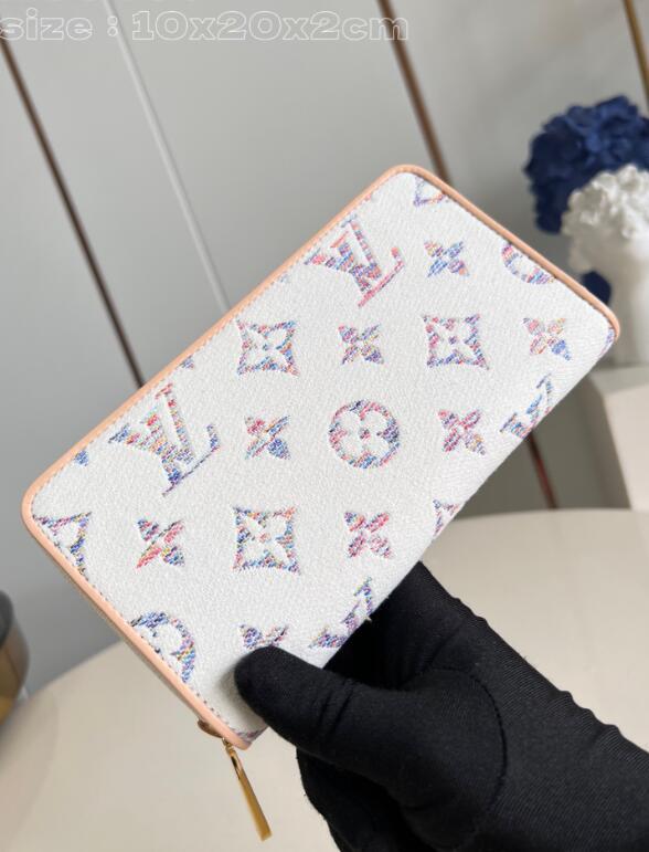 SAMC - LOV Bags - 220