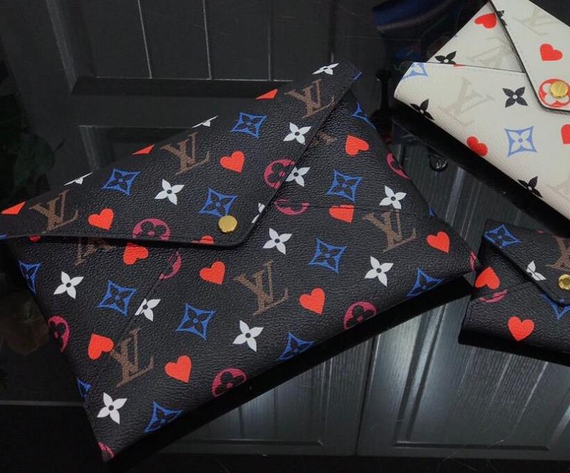 SAMC - LOV Bags - 2679