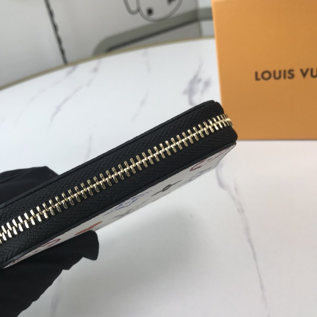 EN - New Arrival Wallet LUV 029