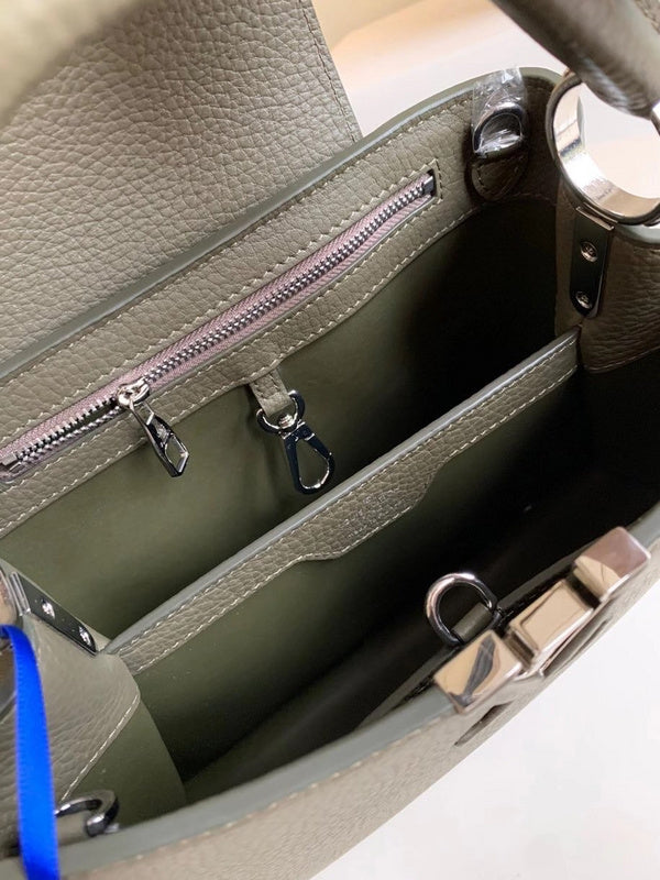 LOV2 Bags - Luxurious Bags  1311