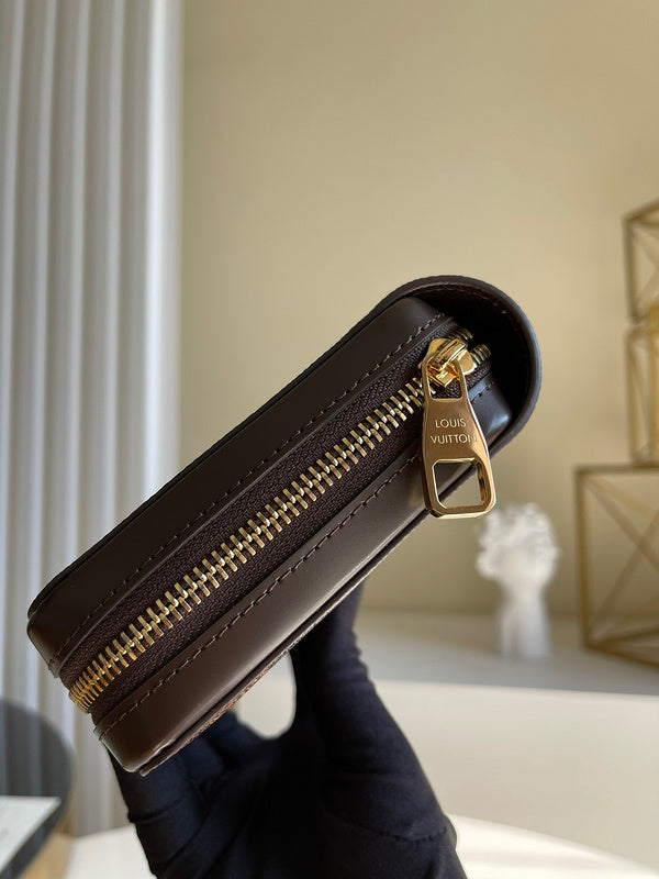 LOV2 Bags - Luxurious Bags  2361