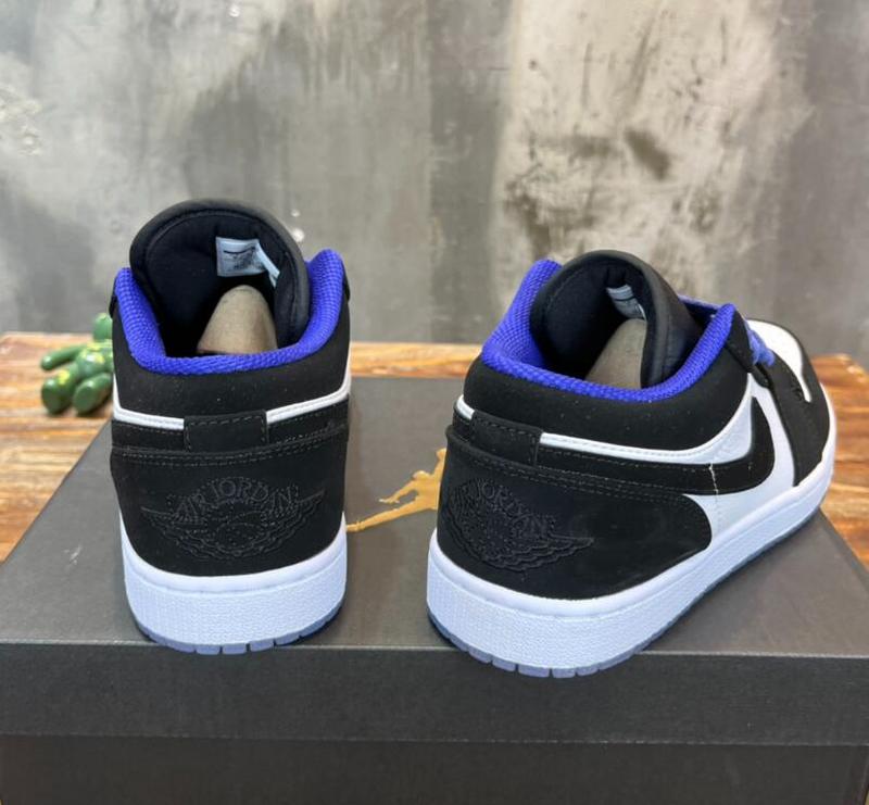 SAMC - NKE Shoes - 877