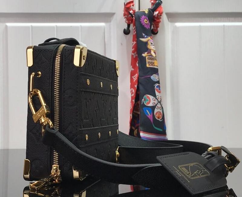 SAMC - LOV Bags - 2359
