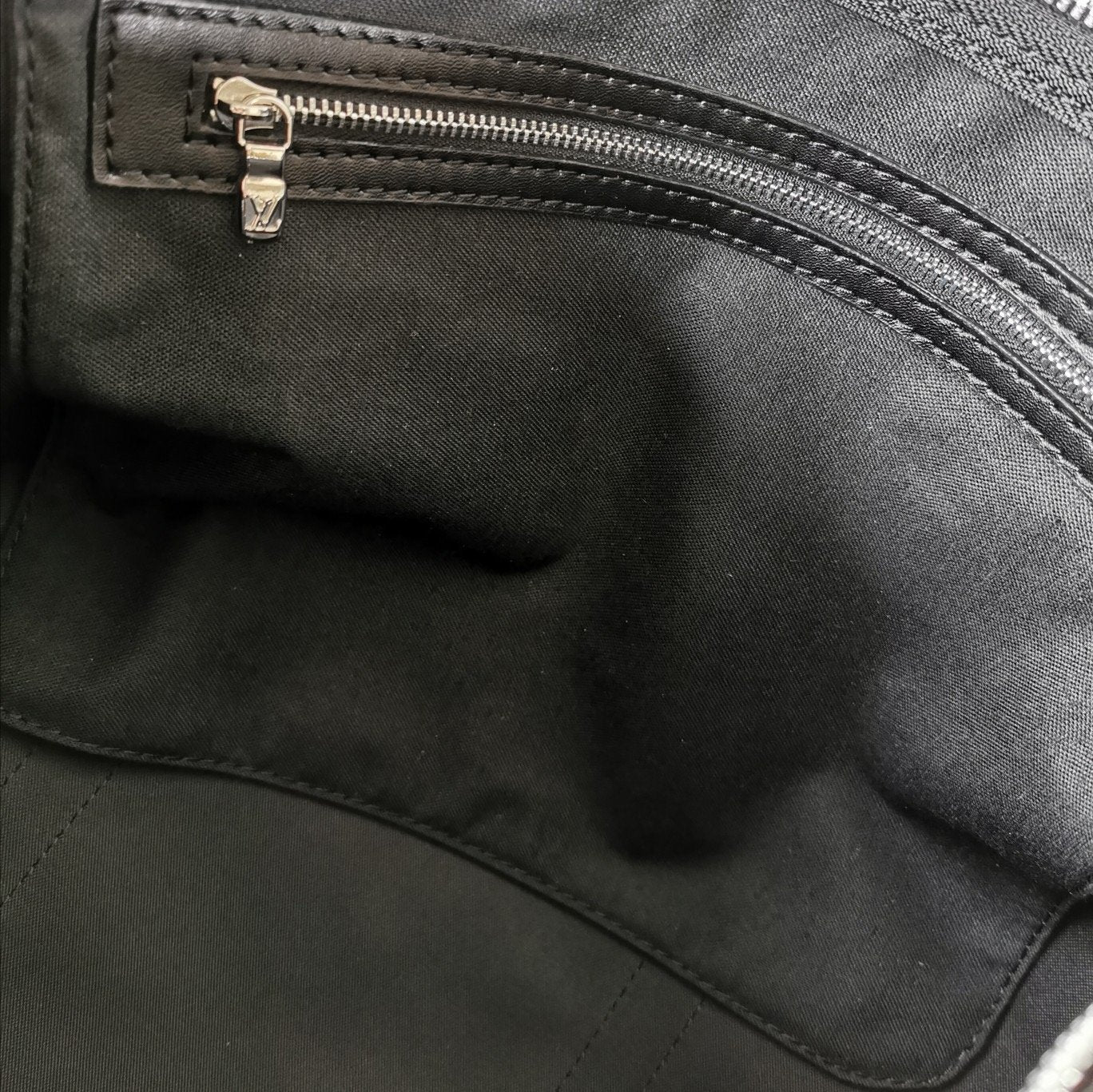 EN - New Arrival Bags LUV 262