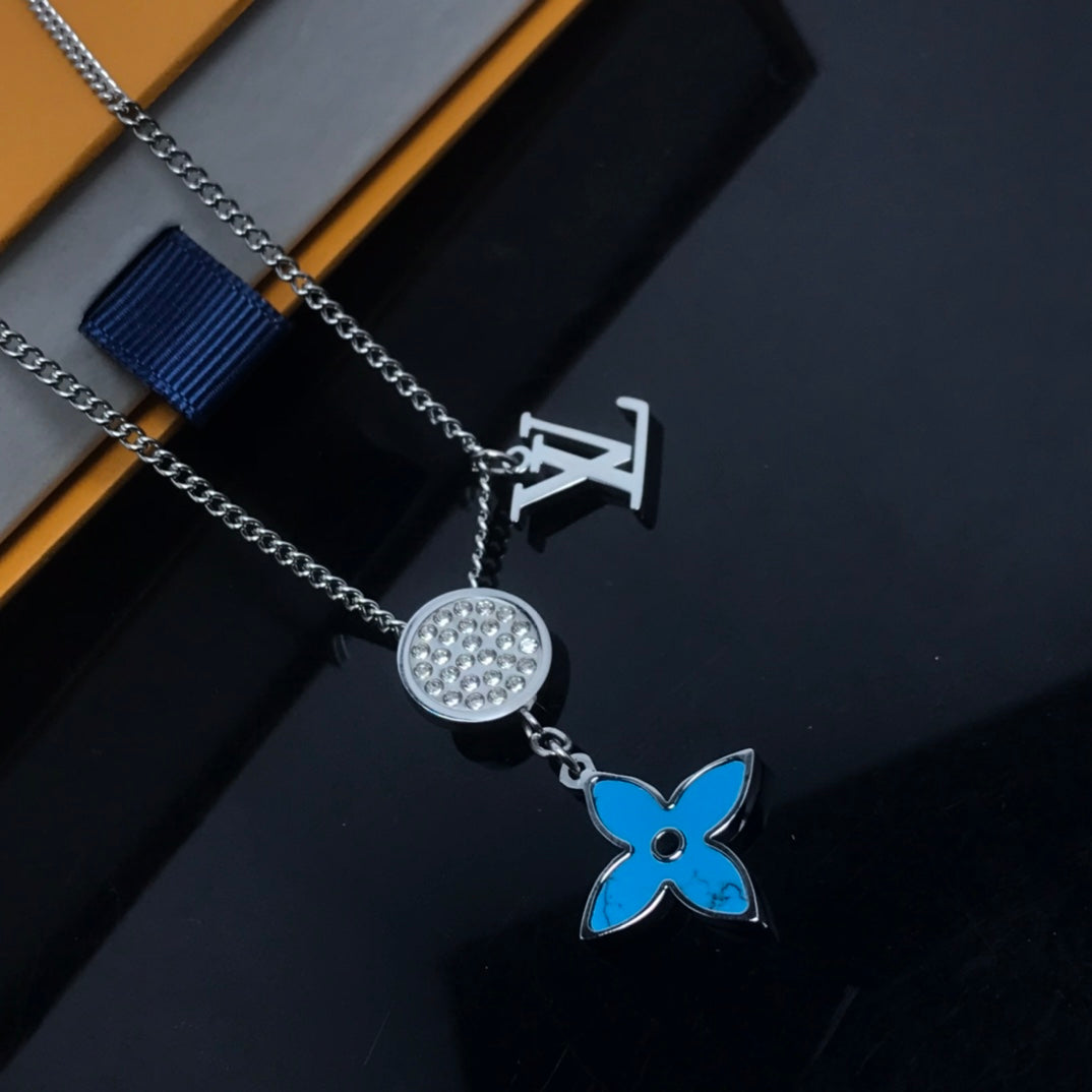 LV Necklaces 081