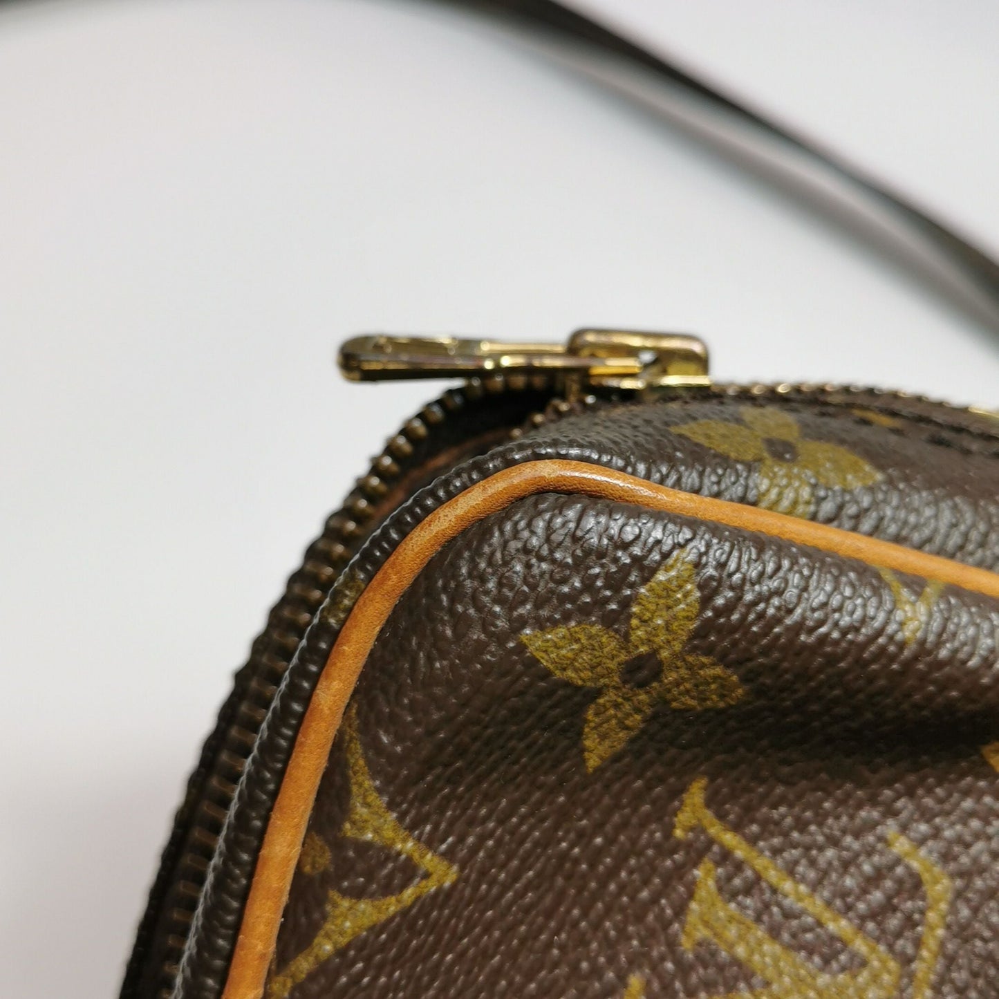 Preloved GLM-Danube Camera Bag Monogram Print  Crossbody Bag 250511781188407