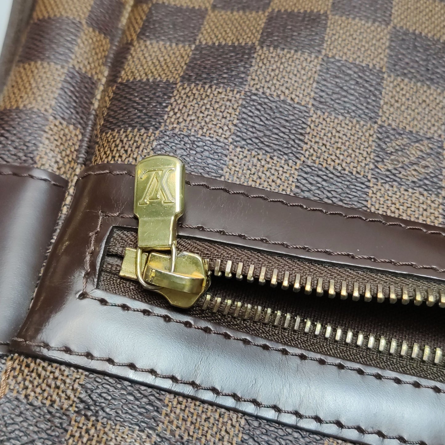 Preloved GLM-Bastille Leather Checkerboard Shoulder Bag 250513781190426