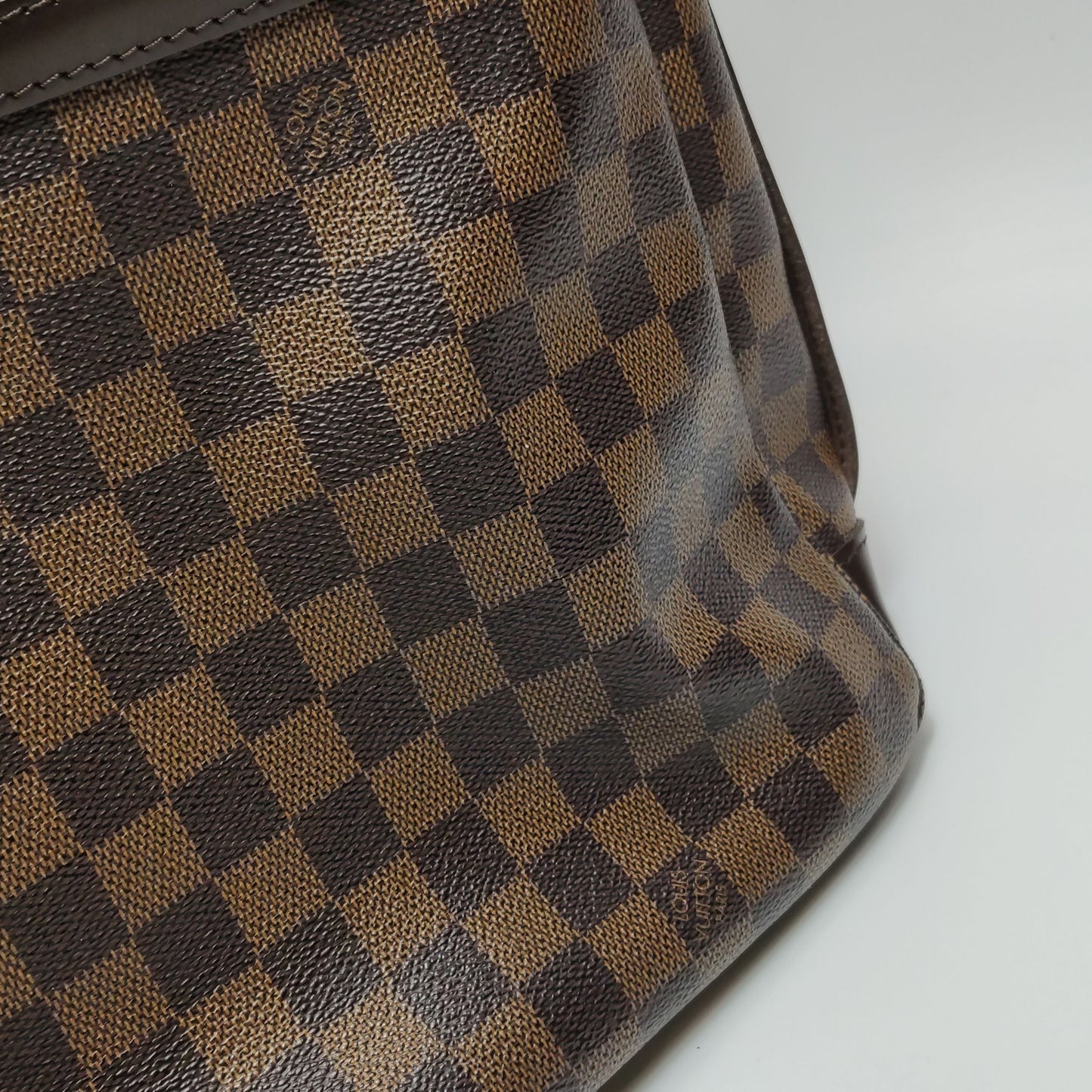 Preloved GLM-Bastille Leather Checkerboard Shoulder Bag 250513781190426