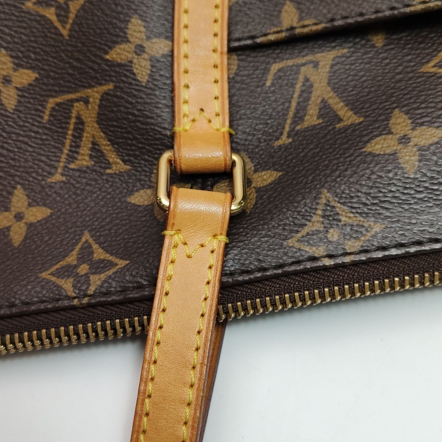 Preloved GLM-Totally Small Monogram Canvas Shoulder Bag with Chip 250515781193302