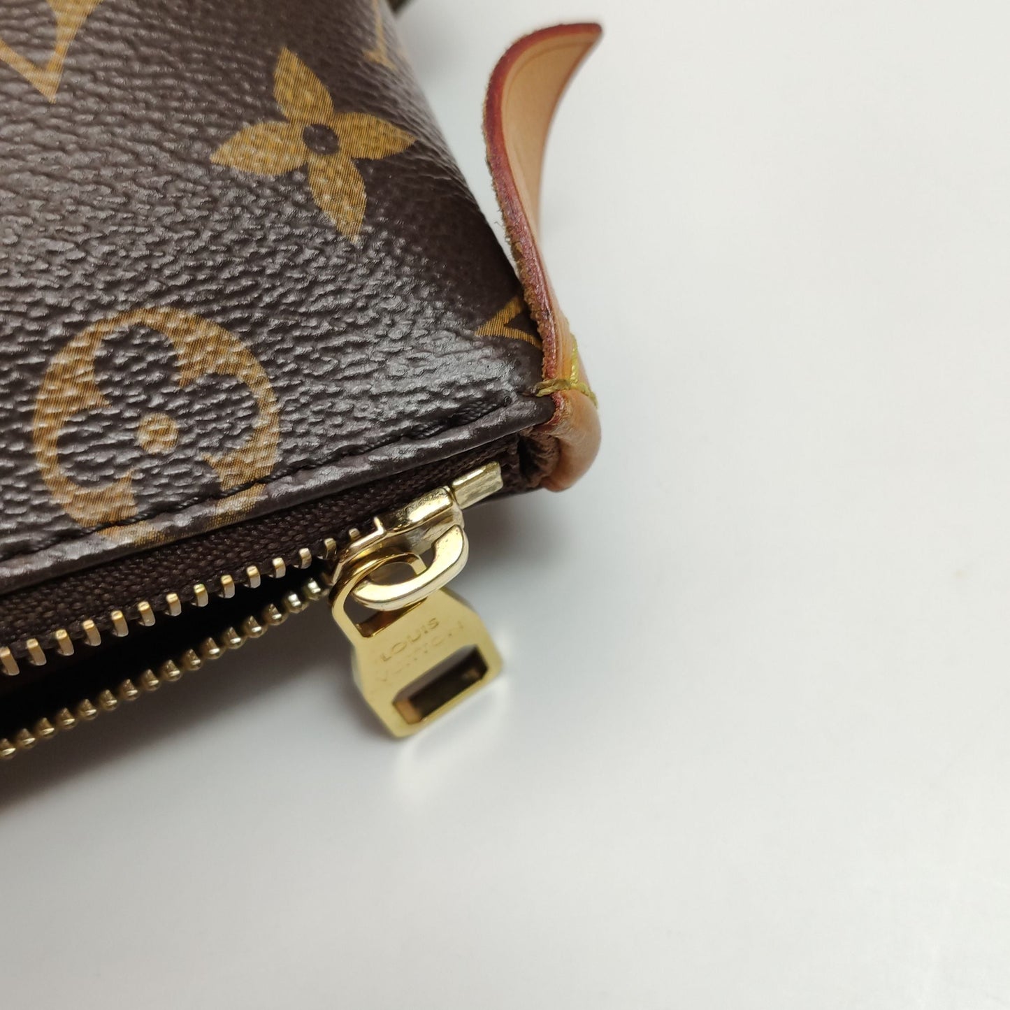 Preloved GLM-Totally Small Monogram Canvas Shoulder Bag with Chip 250515781193302