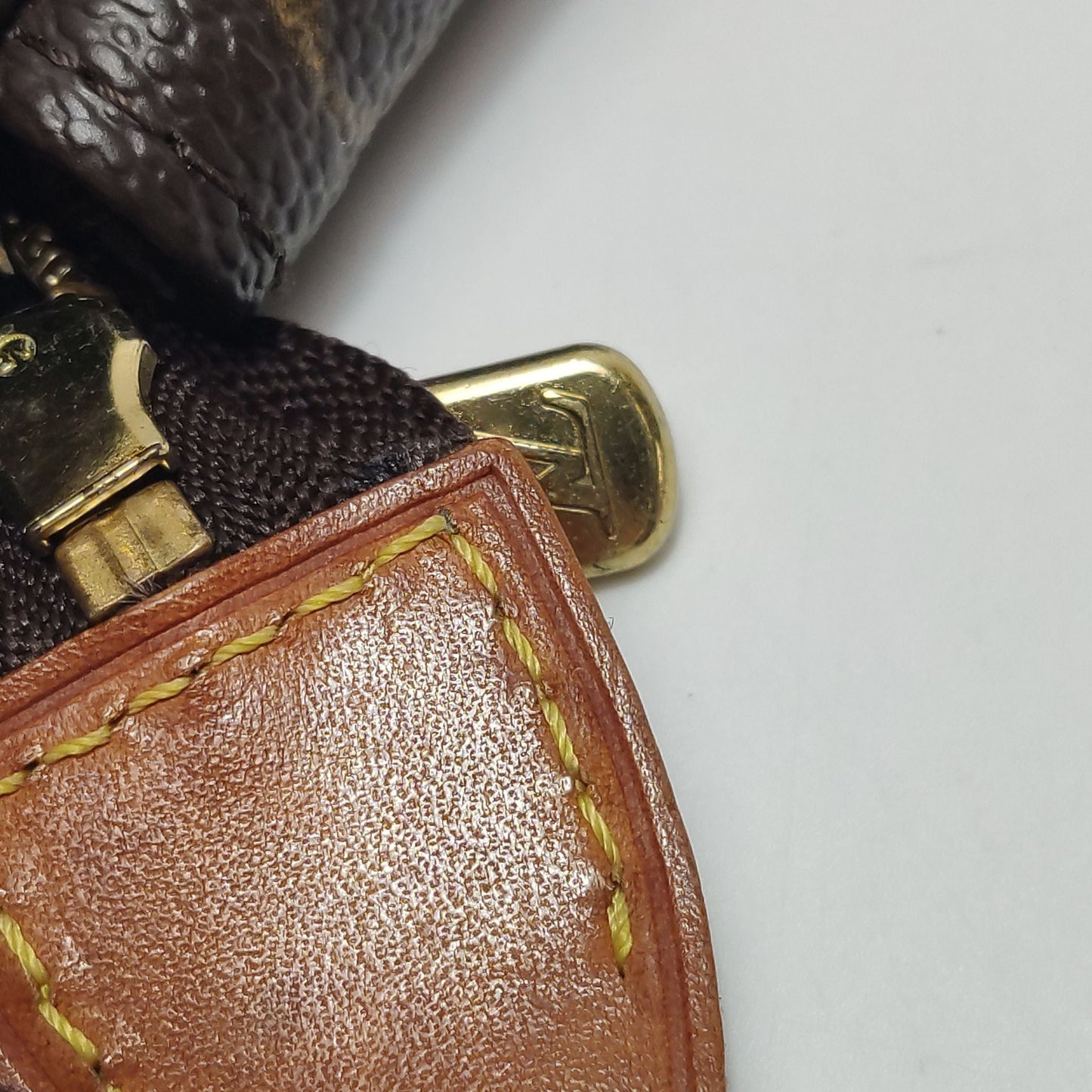 Preloved GLM-AGLM-essories Mahjong Bag Large Monogram Print Handbag 250513781190291